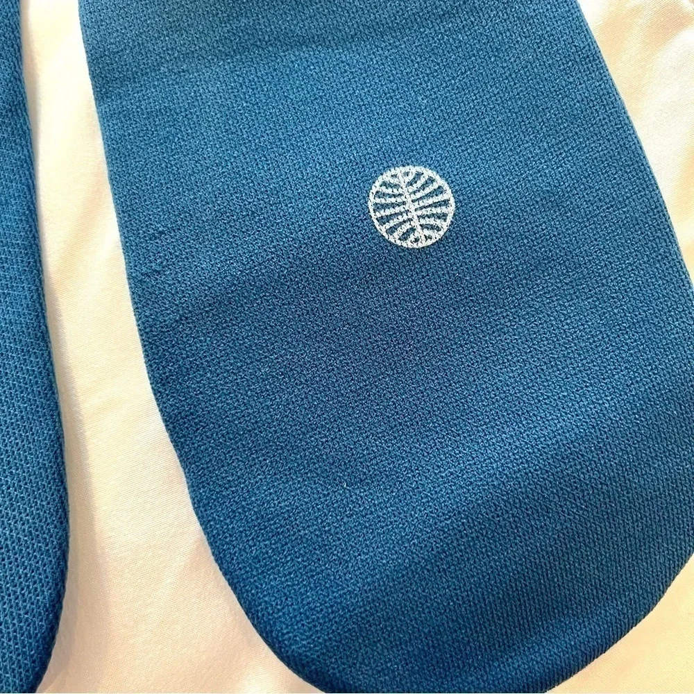 NWOT Vintage Pan Am Blue Socks & Foot Covers First class passengers.